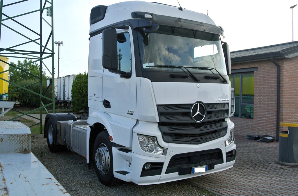 mercedes_actros_1851_usato_trattore_stradale_2012_2