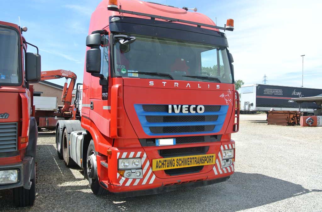 iveco_stralis_560_6x4_trattore 3 assi accezionale_usato_2