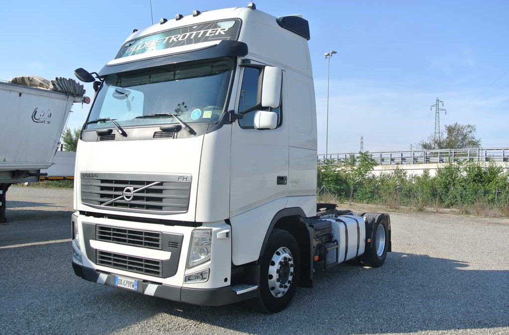 volvo_fh12_440_adr_trattore_stradale_usato