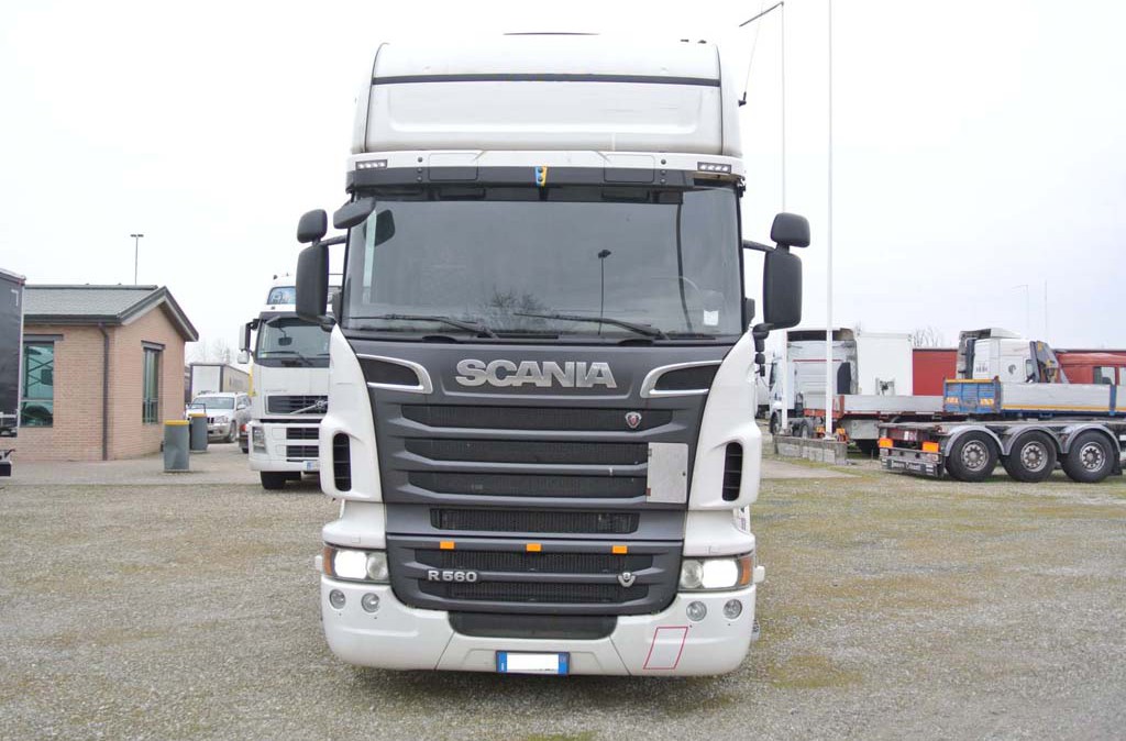 scania_r560_top_line_tarttore_stradale_usato_2