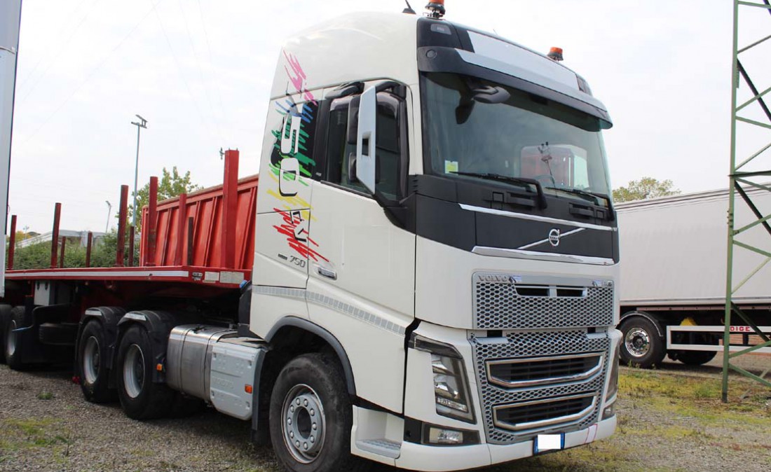 volvo FH 16 la "il re della svezia" Trattore_eccezionale_volvoFH-750_6x4_3assi_usato_2-1100x674