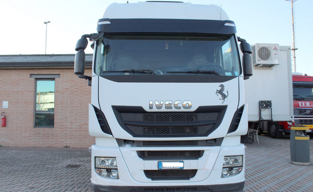 trattori_stradali_iveco_stralis_460_eev_presa_idraulica_usati_2013_9