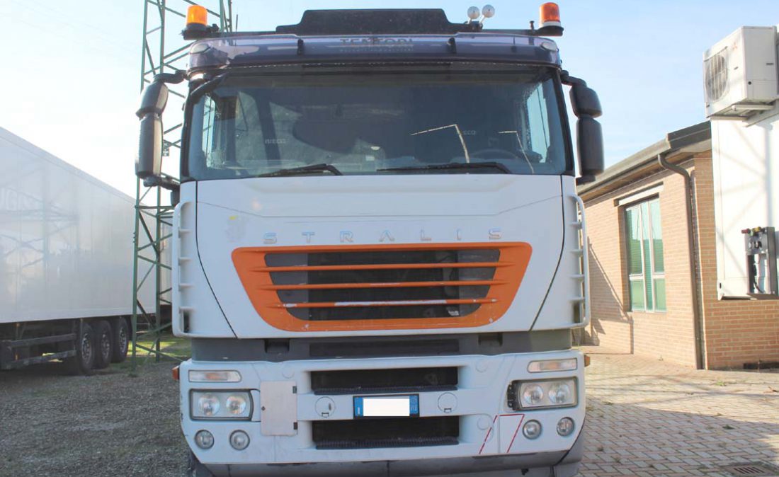 trattore_eccezionale_iveco_stralis_500_presa_idraulica_usato_3