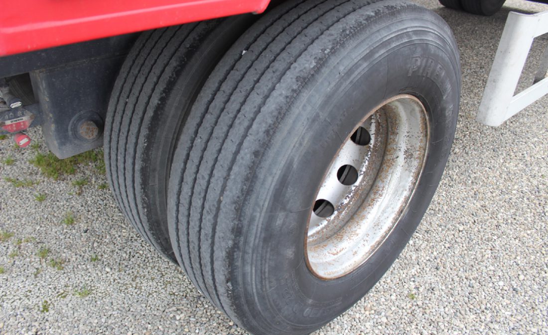 rimorchio_cerntinato_2assi_cardi_sponde_usato_6