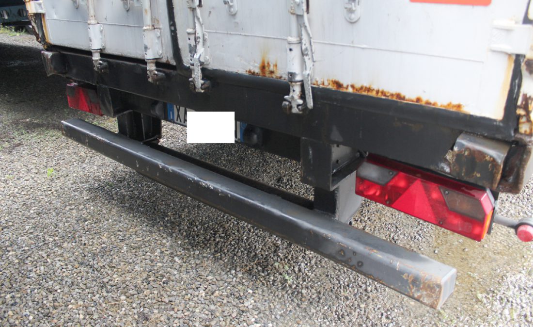 semirimorchio furgonato mega ribassato Rolfo usato_3