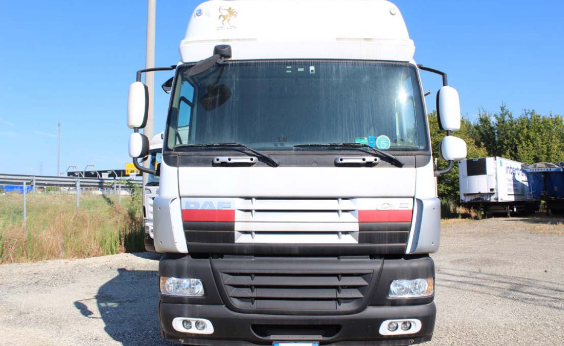 trattore_stradale_DAF_CF_410_USATO_2