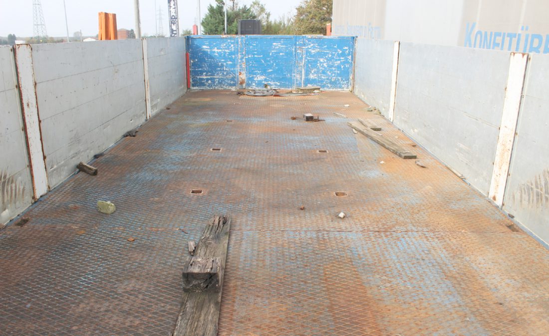 rimorchio_cassonato_sponde_2_assi_7.20m_2