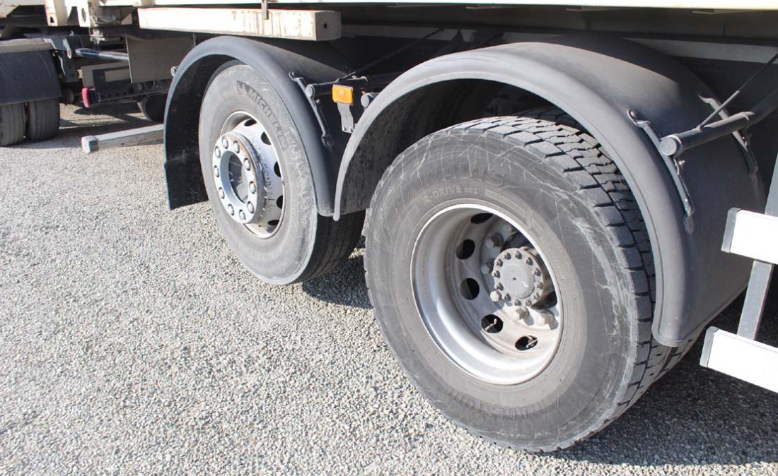 motrice_volvo_fh12_460_3assi_per casse mobili_container_usata_5