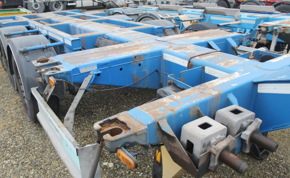 semirimorchio_portacontainer_allungabile_dtec_usato_0