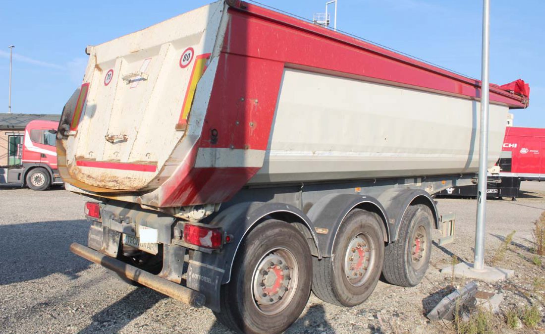 semirimorchio_vasca_ribaltabile_26m3_tecnokar_usata_4