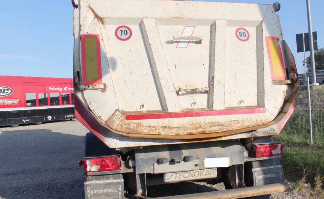 semirimorchio_vasca_ribaltabile_26m3_tecnokar_usata_5