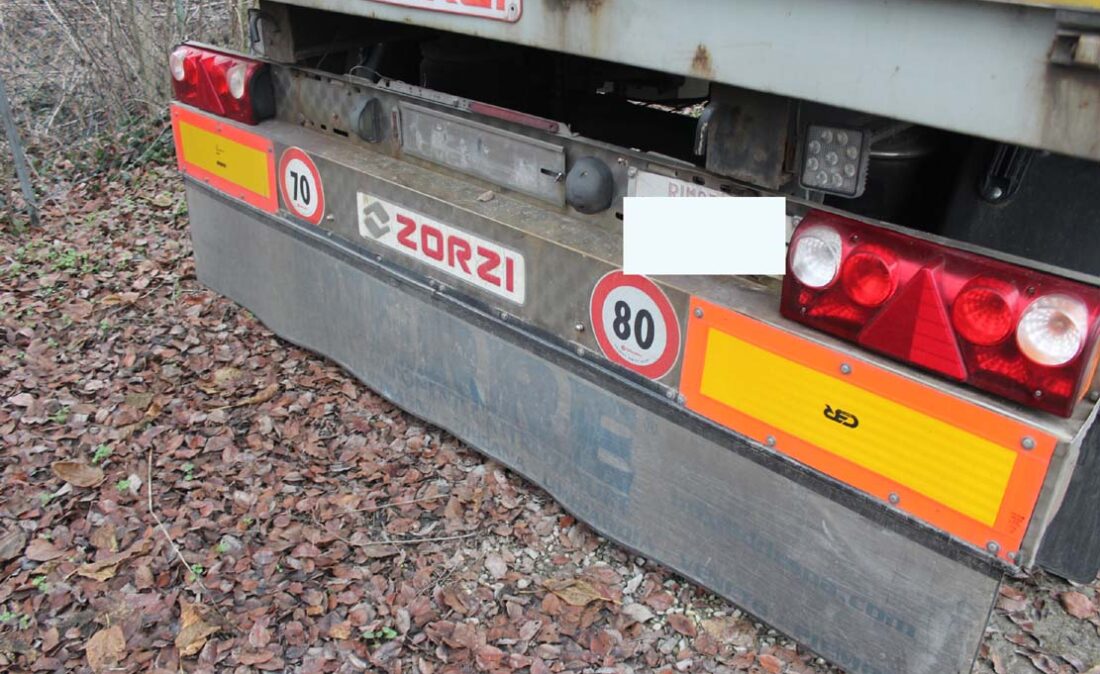 rimorchio_cassone_sponde_2_assi_zorzi_usato_4