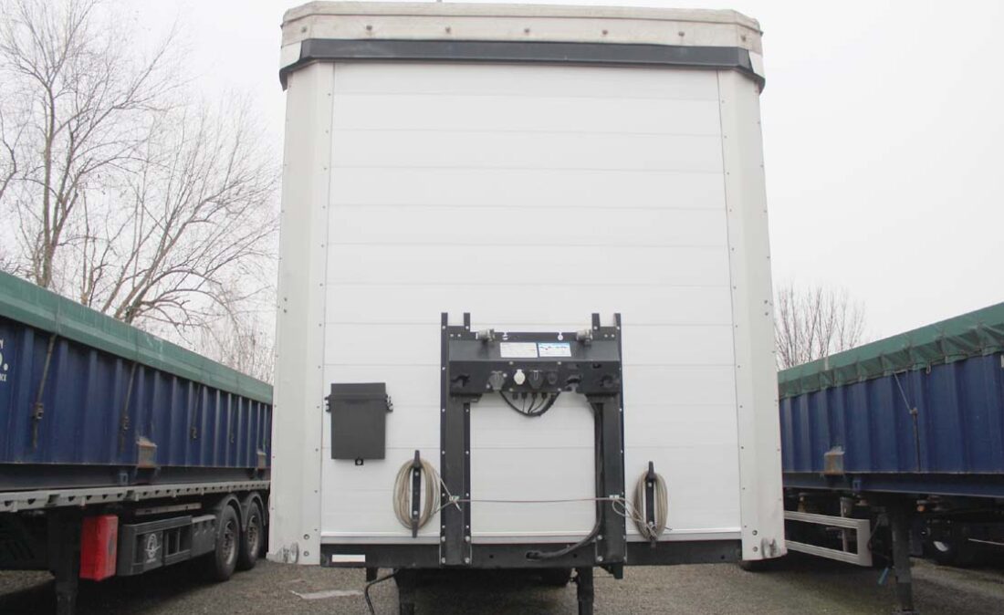 semirimorchio_centinato_francese_schwarzmuller_usato_0