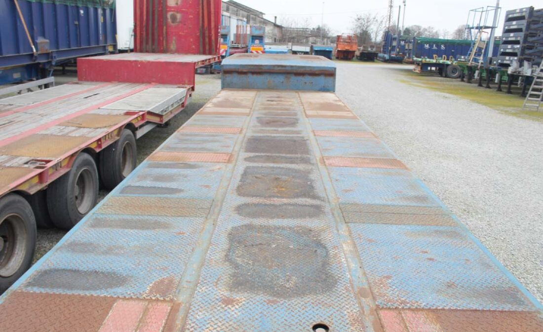 semirimorchio_carrellone_merker_4assi_usato_3