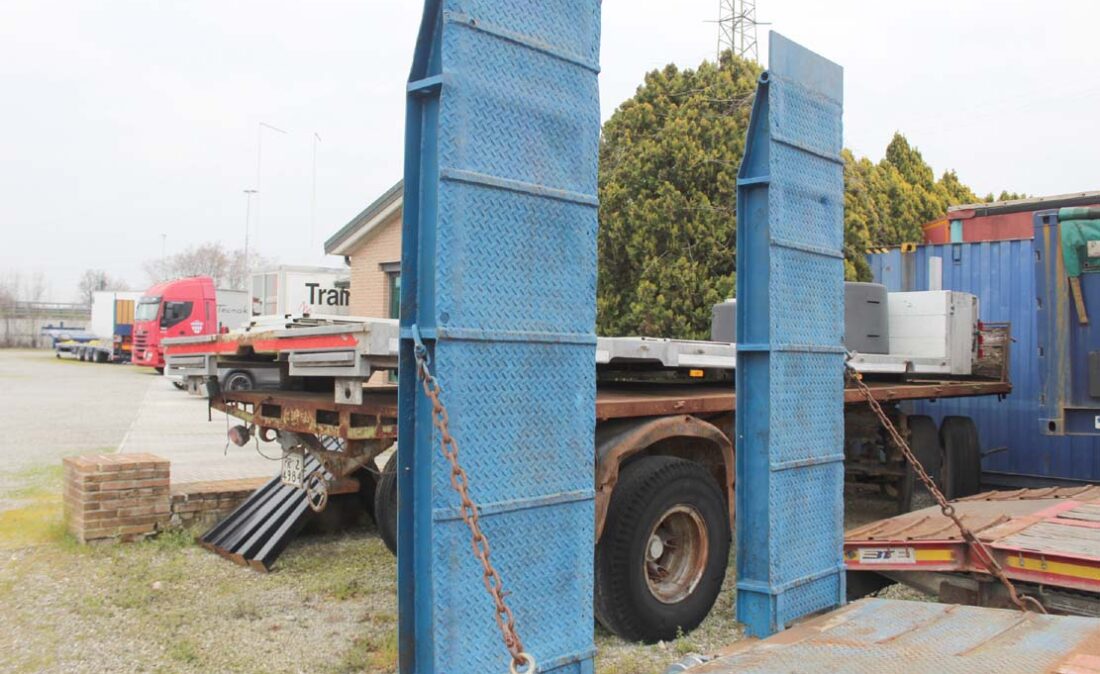 semirimorchio_carrellone_merker_4assi_usato_6