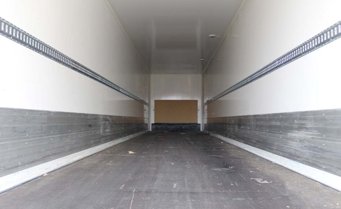 semirimorchio_furgonato_playwood_2assi_corriere_viberti_usato_2