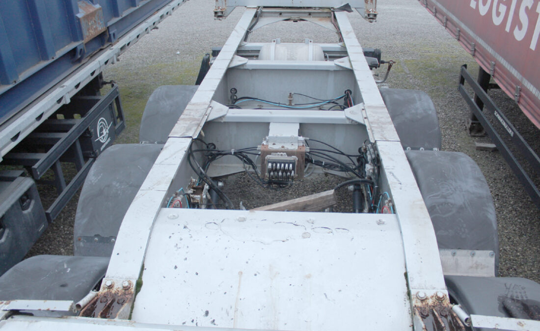 semirimorchio_ralletta_portacontainer_ribaltabile_20_piedi_meci_usata_3