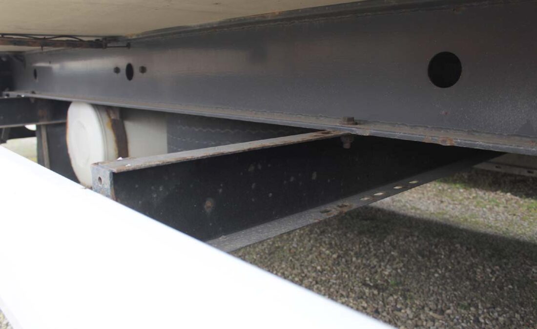 semirimorchio_frigorifero_mega_krpne_usato_2_6