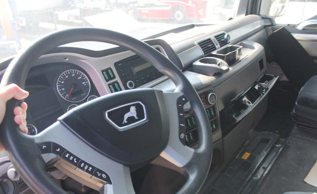 trattore eccezionale_Man_8x4_41_680_usato_4assi_2