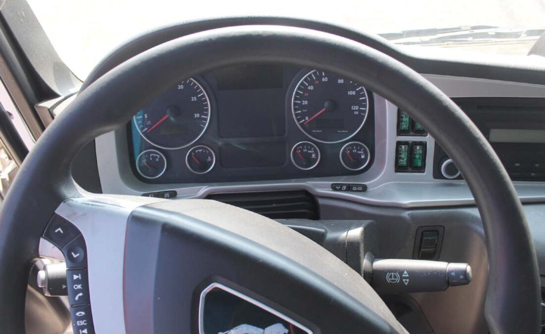 trattore eccezionale_Man_8x4_41_680_usato_4assi_4