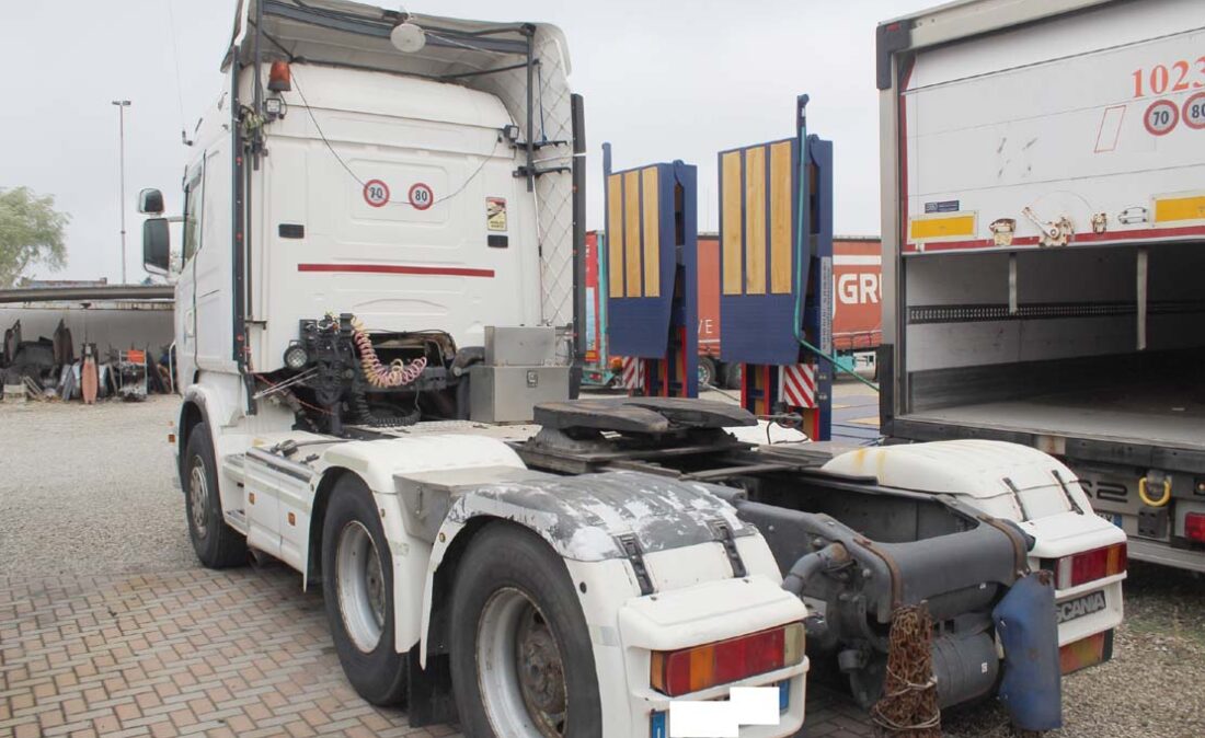 trattore_eccezionale_6x4_3assi_Scania_R560_usato_3